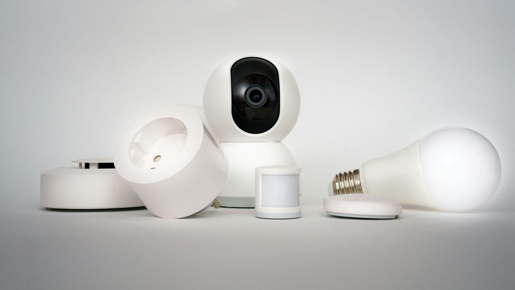 Smart Home & Lifestyle Tech Accessories